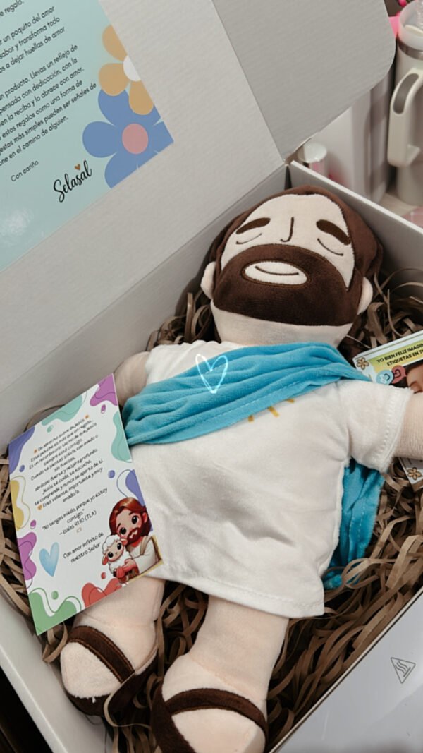 {“eId”:”7391417310949648″,”CameraPosition”:1} Peluche Jesús Respira Celeste