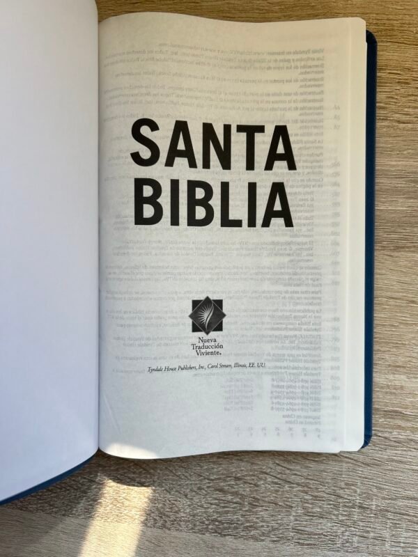 img_7109 Biblia NTV azul