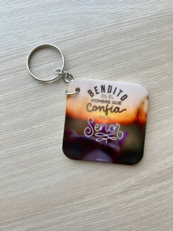 Pack 3 llaveros cristianos surtidos