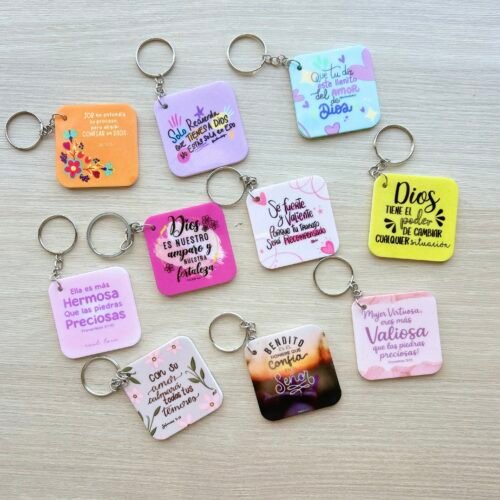 Pack 3 llaveros cristianos surtidos