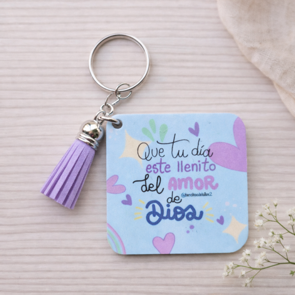 ab7b17ad-81f7-45c5-a635-5fb4f7ec740f Llavero Llenito de amor