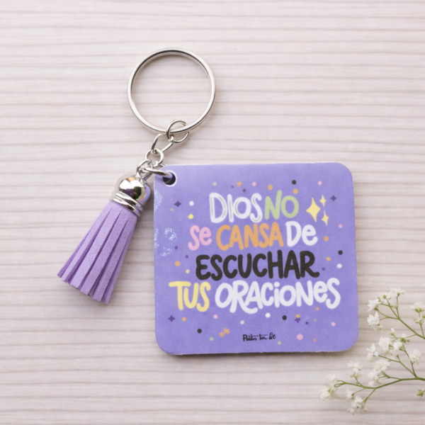 Llavero Él escucha tus oraciones