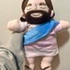 Peluche Jesús respira con detalle